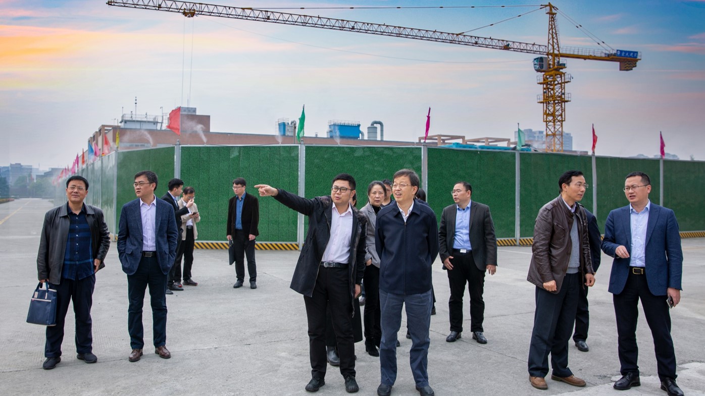 江苏省政府参事调研米兰网页版·官方端在线药业，共话川药发展之路