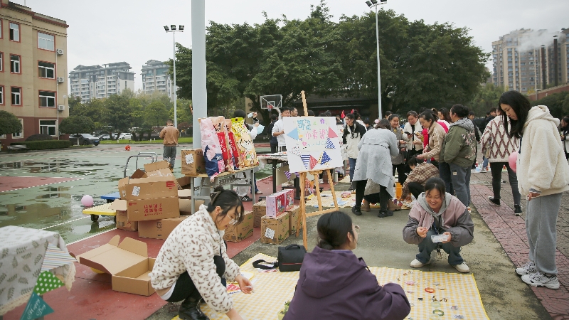 文化周|共享闲置，“集市”行乐，米兰网页版·官方端在线开展爱心集市公益活动
